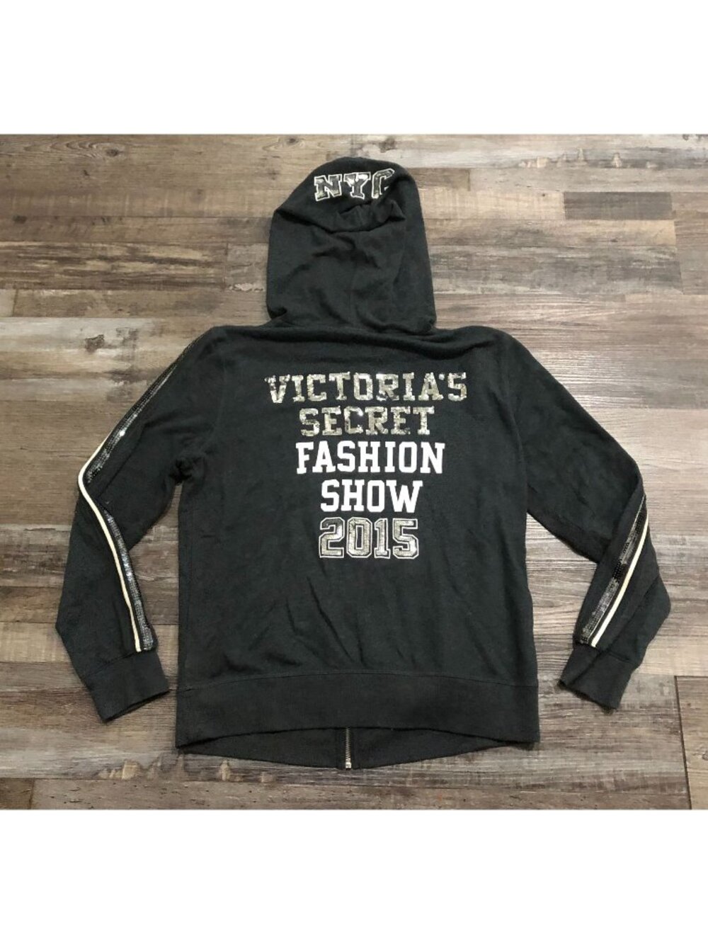 Victoria's Secret Fashion Show 2015 NYC Medium Gray Full Zip Hoodie Jacket